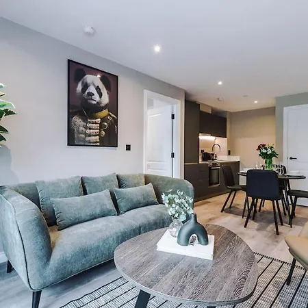 2 Bedroom Centre - Free Parking Lägenhet