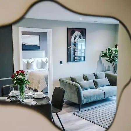 2 Bedroom Centre 公寓 利兹