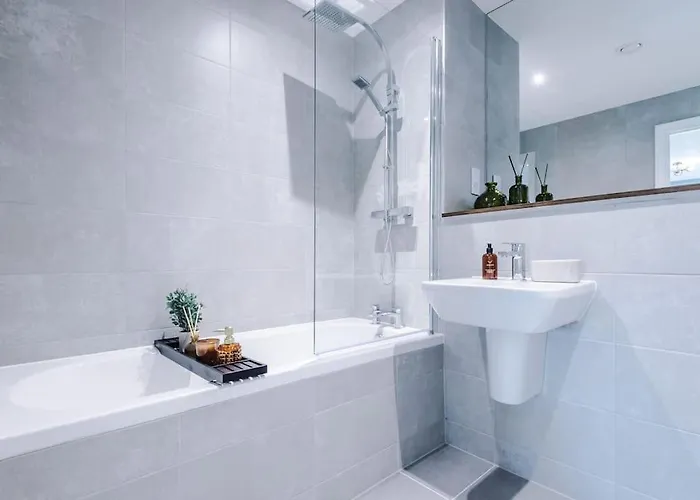 2 Bedroom Centre Apartment Leeds (West Yorkshire)