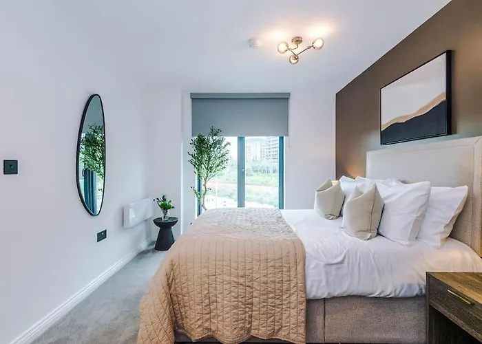 2 Bedroom Centre Leeds (West Yorkshire)