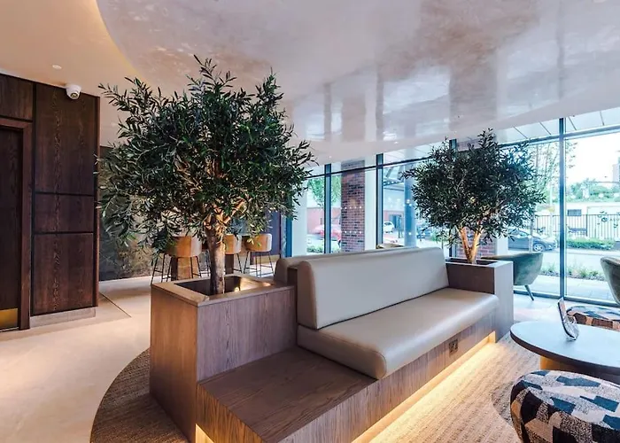 2 Bedroom Centre * Leeds (West Yorkshire)