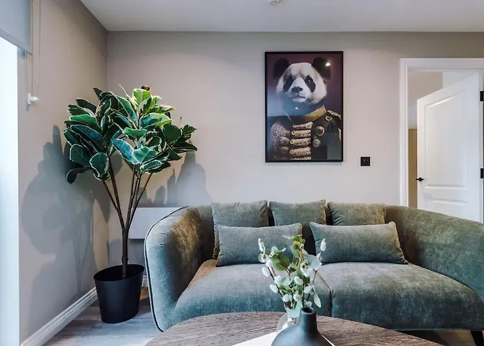 2 Bedroom Centre Leeds (West Yorkshire)