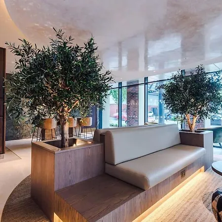 2 Bedroom Centre * Leeds (West Yorkshire)