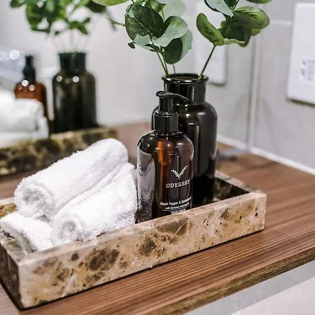 2 Bedroom Centre Leeds (West Yorkshire)