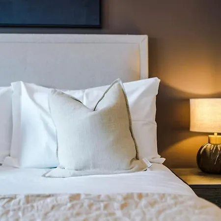 2 Bedroom Centre Appartement