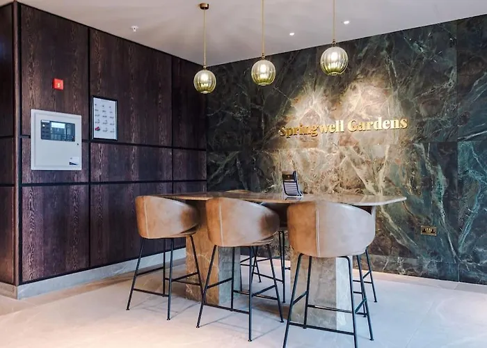 2 Bedroom Centre Lägenhet Leeds (West Yorkshire)